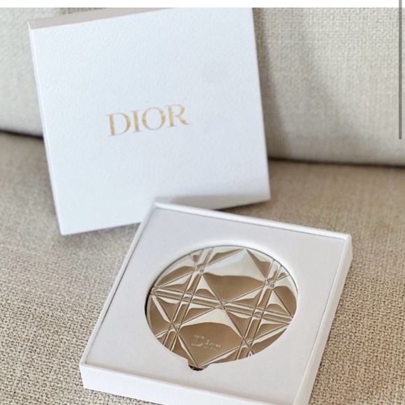 Dior silver pocket mirror NWOT - Picture 2 of 3
